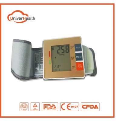 health management device wrist blood pressure monitor machine